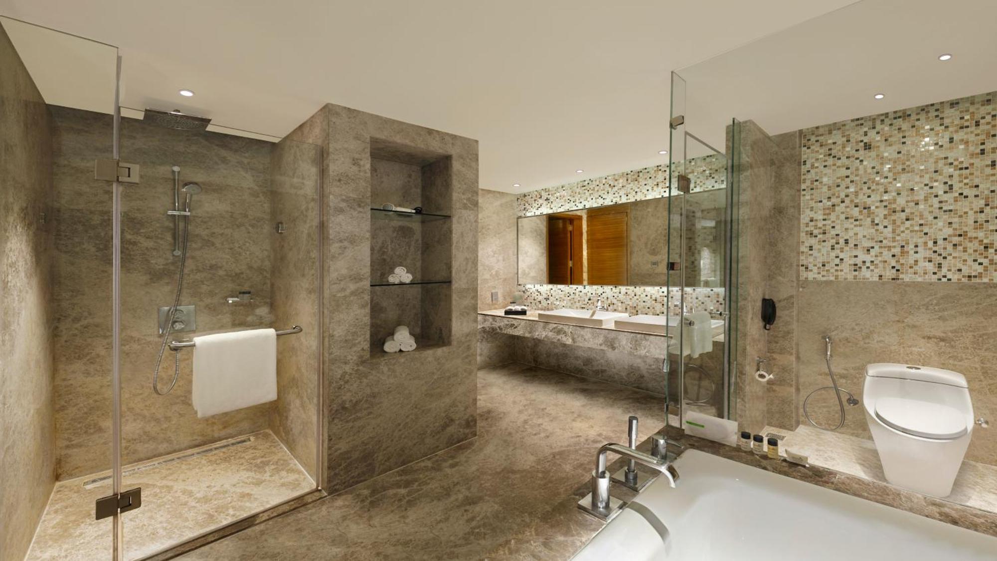 Centre By Ihg 5*